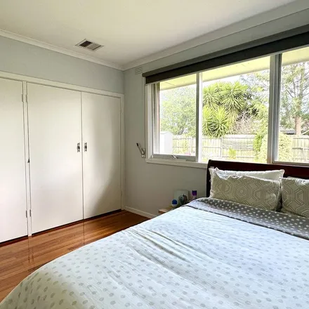 Image 5 - 31 Gauntlet Avenue, Glen Waverley VIC 3150, Australia - Apartment for rent