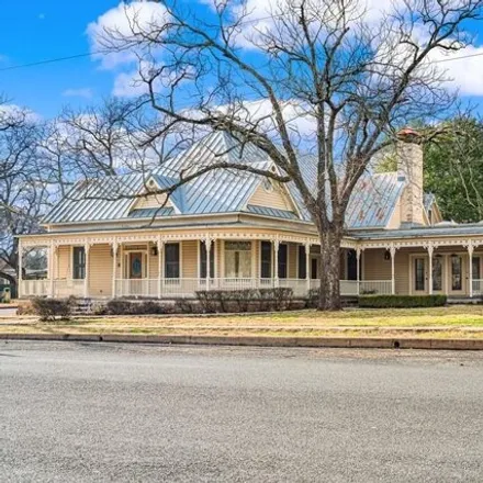 Image 1 - 176 South Bowie Street, Fredericksburg, TX 78624, USA - House for sale