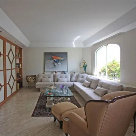 Buy this 4 bed apartment on Jacques Janine Jardins in Rua Estados Unidos 384, Cerqueira César