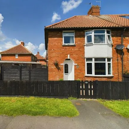 Buy this 3 bed house on 10 Wheatlands Grove in York, YO26 5NS