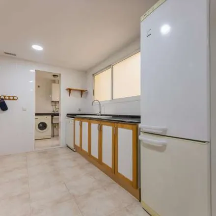 Rent this 6 bed apartment on Centro Privado De Enseñanza Santo Tomás De Villanueva in Carrer d'Albacete, 46007 Valencia