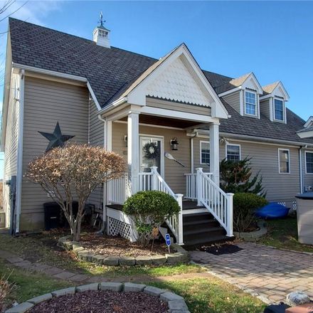 Rent this 3 bed condo on 283 1st Avenue in Cedar Beach, Milford