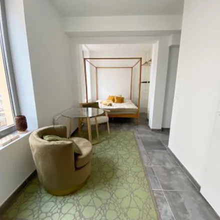 Image 7 - 103 Avenue Roger Salengro, 69100 Villeurbanne, France - Apartment for rent