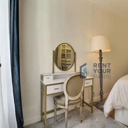 Image 2 - 13 Rue Gerando, 75009 Paris, France - Apartment for rent