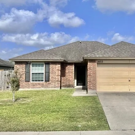 Rent this 3 bed house on 2033 Arizona Trl in Corpus Christi, Texas