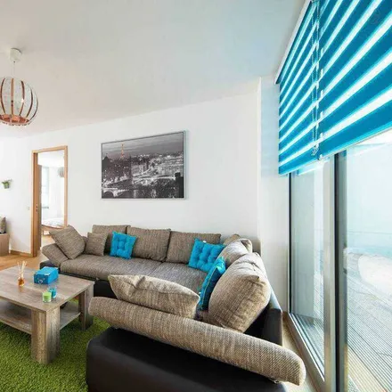 Rent this 6 bed apartment on Mainzer Landstraße 95 in 60329 Frankfurt, Germany