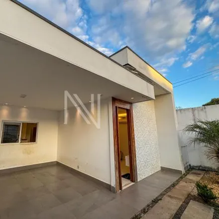 Buy this 6 bed house on unnamed road in Colônia Agrícola Samambaia, Vicente Pires - Federal District