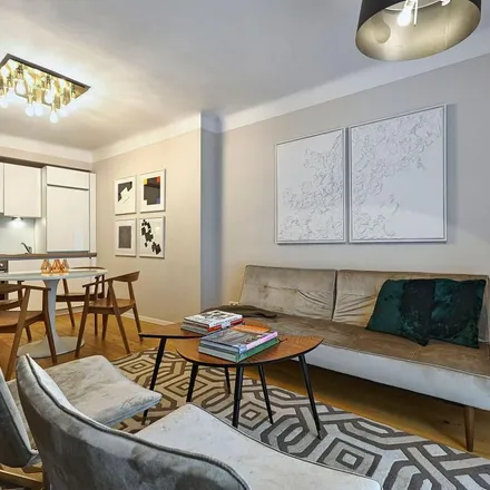 Rent this 3 bed apartment on ldriz Biserovic in Gonzagagasse, 1010 Vienna