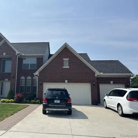 Image 1 - 2070 Chaps Drive, Troy, MI 48085, USA - House for rent