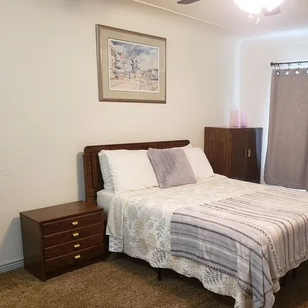 Rent this 1 bed apartment on Billings