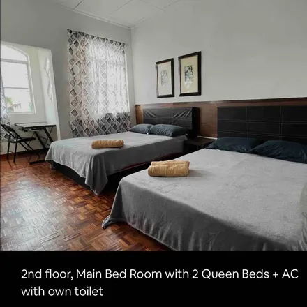 Rent this 4 bed apartment on Jalan USJ 11/3E in UEP Subang Jaya, 47610 Subang Jaya