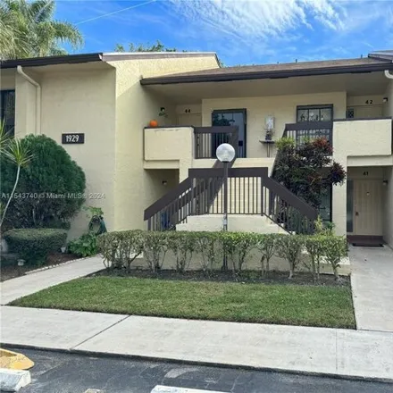 Rent this 2 bed condo on S West 15 St in Deerfield Beach, FL 33442