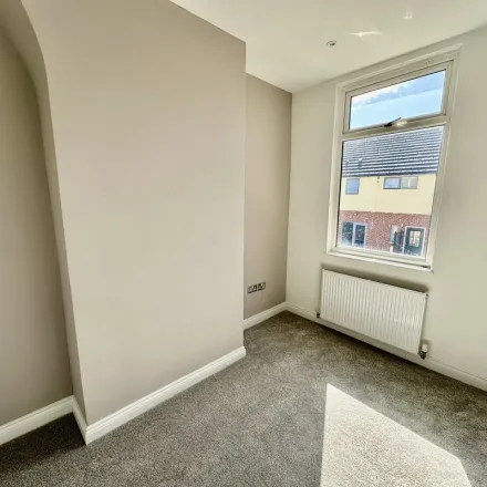 Image 2 - Geraint Street, Liverpool, L8 8HG, United Kingdom - Apartment for rent