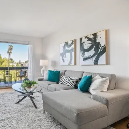 Buy this 1 bed condo on 551;555 Jean Street in Oakland, CA 94610