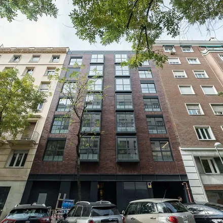 Image 8 - Instituto Homeopático y Hospital de San José, Calle de Eloy Gonzalo, 28010 Madrid, Spain - Apartment for rent