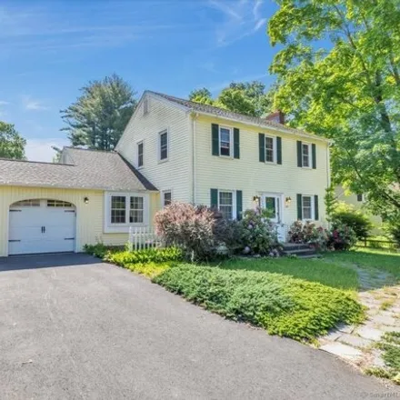 Buy this 3 bed house on 122 Pilgrim Drive in Windsor, CT 06095