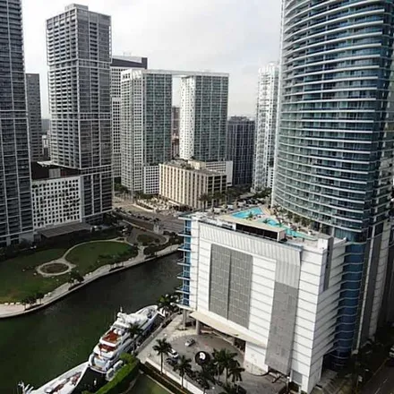 Image 9 - Met 1, 300 Biscayne Boulevard, Miami, FL 33131, USA - Condo for rent