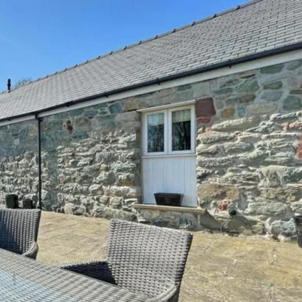 Buy this 3 bed house on A4080 in Pen-Lôn, LL61 6RP
