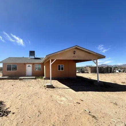 Buy this 3 bed house on 952 Hermosa Drive in Chaparral, NM 88081