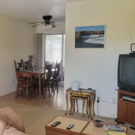 Image 2 - 749 Northeast Cypress Street, Saint Lucie County, FL 34952, USA - House for sale
