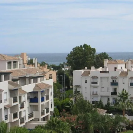 Image 7 - Urbanizacion Nueva Andalucia Villa Marina, 29660 Marbella, Spain - Apartment for rent