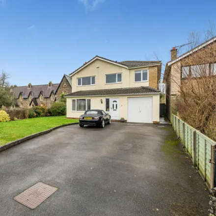 Buy this 5 bed house on 75 Dragon Road in Winterbourne, BS36 1BL
