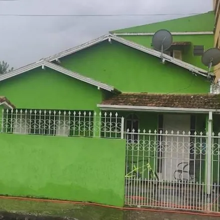 Rent this studio house on Rua Treze de Maio in Itatiaia - RJ, Brazil