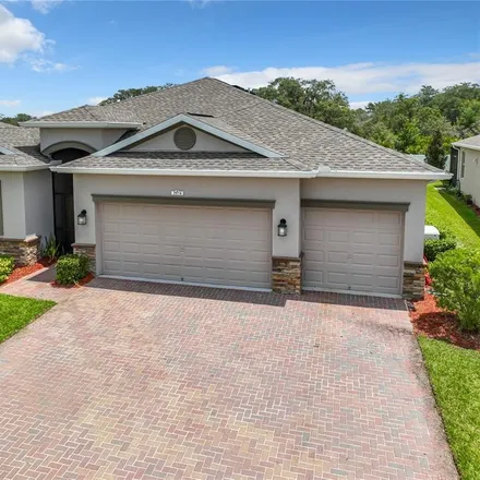 Buy this 3 bed house on 3974 Bedford Avenue in Winter Haven, FL 33884