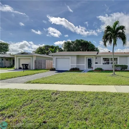 Image 4 - 6702 Stardust, Sabal Palms Estates, North Lauderdale, FL 33068, USA - House for sale