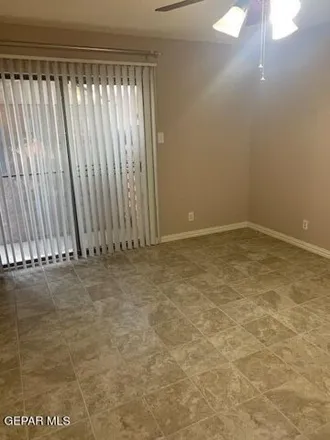 Image 9 - 7465 Stoney Hill Dr Unit 12C, El Paso, Texas, 79904 - House for rent