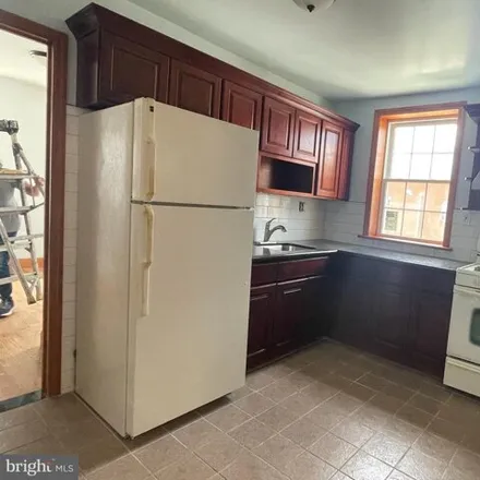 Rent this 1 bed house on 1320 W Girard Ave Unit 3RD in Philadelphia, Pennsylvania
