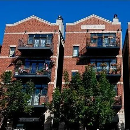 Rent this 3 bed condo on 1044-1048 West Fulton Market in Chicago, IL 60661