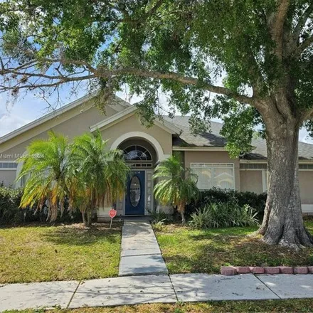 Buy this 4 bed house on 682 Sherburn Court in Orange County, FL 32828