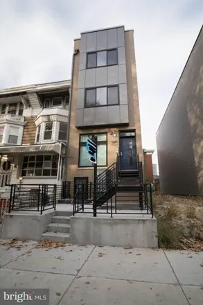Buy this 7 bed house on 5007 Walnut Street in Philadelphia, PA 19139