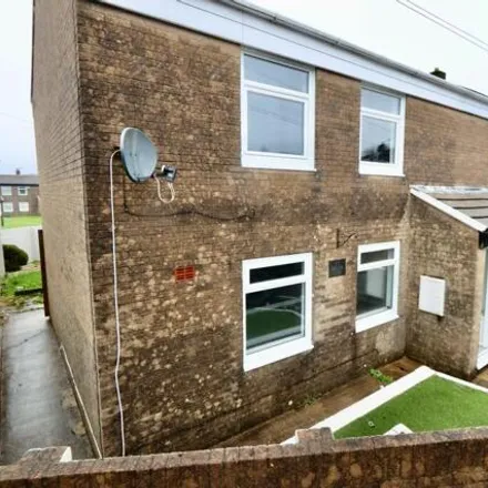 Buy this 3 bed duplex on Shelley Close in Croespen-maen, NP11 3AW