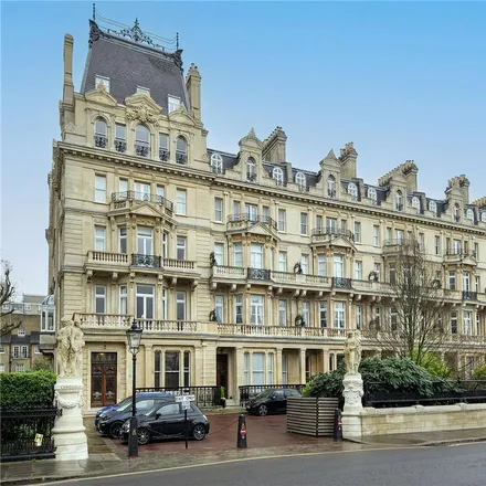 Rent this 2 bed apartment on 1-10 Cambridge Terrace Mews in London, NW1 4JJ