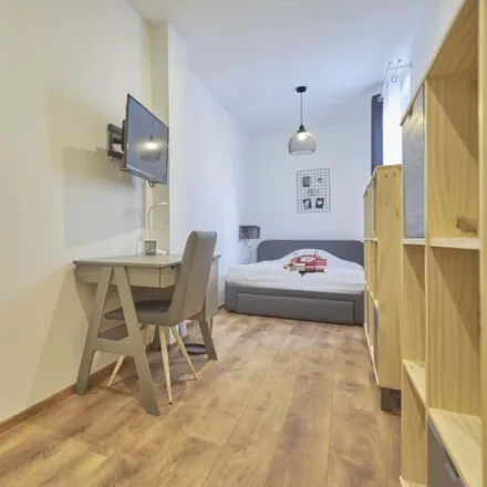 Rent this 1 bed room on AFR Consulting in Rue Rogier, 51100 Reims