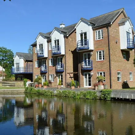 Rent this 2 bed apartment on The Wharf in Wey Navigation Towpath, Runnymede