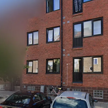 Rent this 4 bed apartment on Bredgatan 8 in 261 34 Landskrona kommun, Sweden