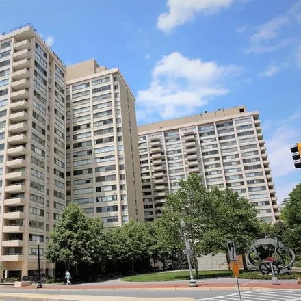 Image 1 - The Willoughby of Chevy Chase Condominium, South Building, 4515 Willard Avenue, Village of Friendship Heights, Westbard, MD 20815, USA - Condo for sale
