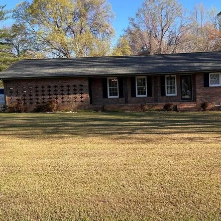 Buy this 3 bed house on 414 Dalewood Drive in Whitfield County, GA 30720