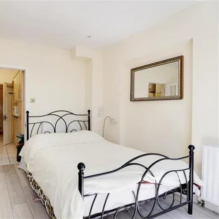 Rent this 1 bed apartment on Three Oaks Close in London, UB10 8DU