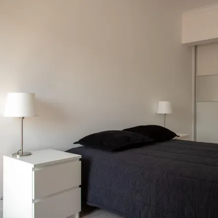 Rent this 3 bed apartment on Banco CTT in Estrada de Benfica 394, 1549-999 Lisbon