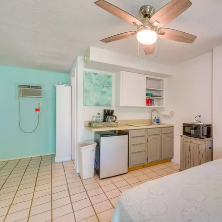 Image 6 - Inglis, FL - Apartment for rent