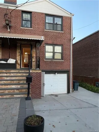 Rent this 4 bed townhouse on 2334 Mickle Avenue in New York, NY 10469