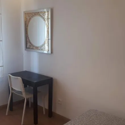 Rent this 3 bed apartment on Madrid in Colegio Público Gonzalo de Berceo (II), Avenida de Abrantes