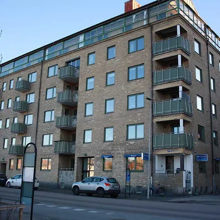 Rent this 2 bed apartment on Hotel Continental in Kungsgatan 5, 302 45 Halmstad