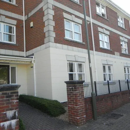 Image 7 - Warren Road, Guildford, GU1 3JH, United Kingdom - Apartment for rent