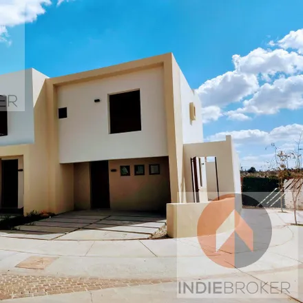 Buy this studio house on Privada Calabria in Katania, 37669 León