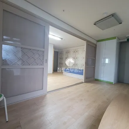 Image 9 - 서울특별시 강남구 대치동 950-6 - Apartment for rent